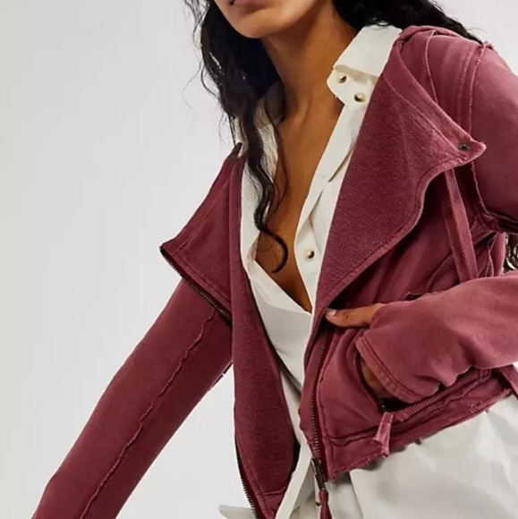 Free People "You Asked For It" Cropped Moto Style Hooded Sweatshirt. Size Medium - Picture 10 of 15